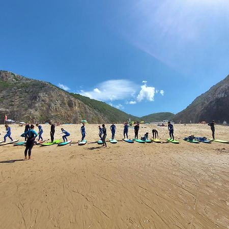 Moby Dick Lodge Malveira da Serra Luaran gambar